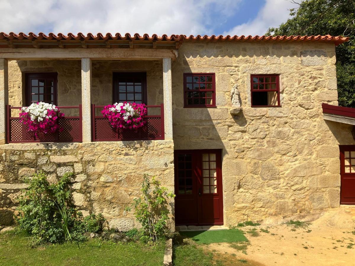 Casa Do Cruzeiro Do Outeiro -Comfort And Tradition Ponte de Lima Exterior photo
